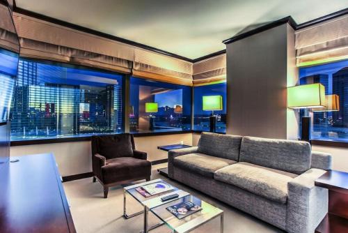 City Center Panoramic Corner Suite at Vdara — 4-Star Luxury Hotel in Las Vegas, United States
