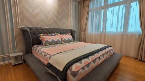 Jia嘉 Homestay With L Balcony at Kuching Riverine Diamond Resort in Kuching, Malaysia