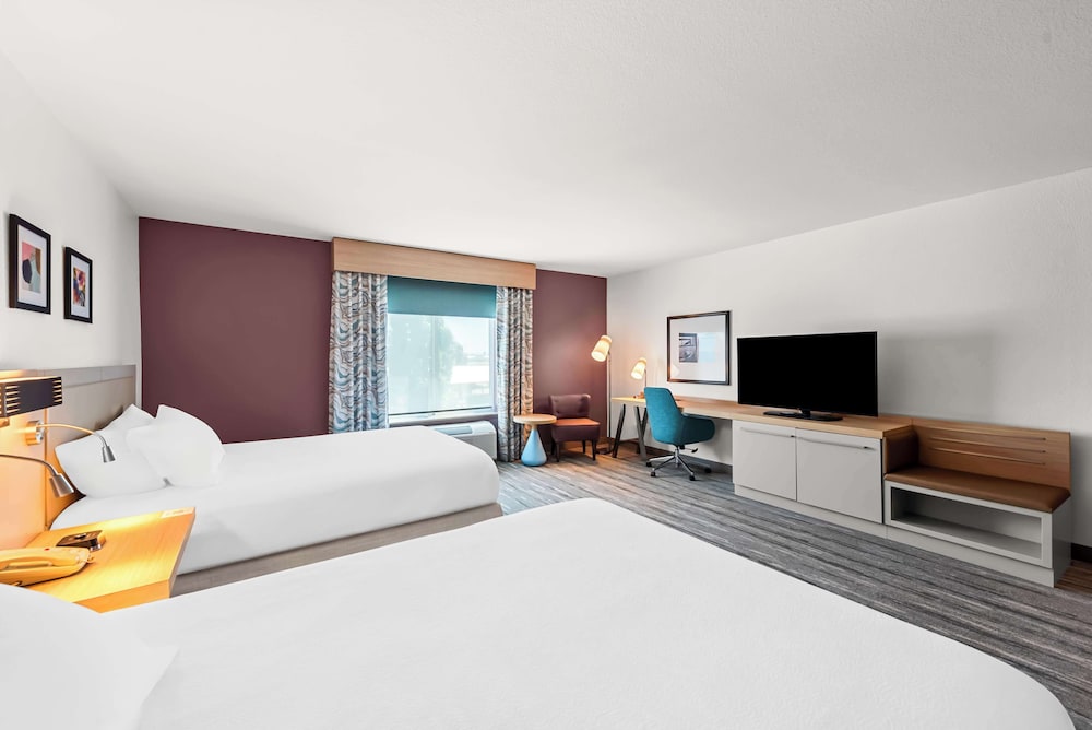Hilton Garden Inn Seattle North Everett - photo 16