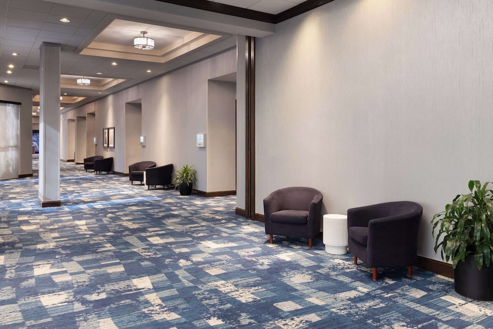 Hilton Durham near Duke University - photo 42