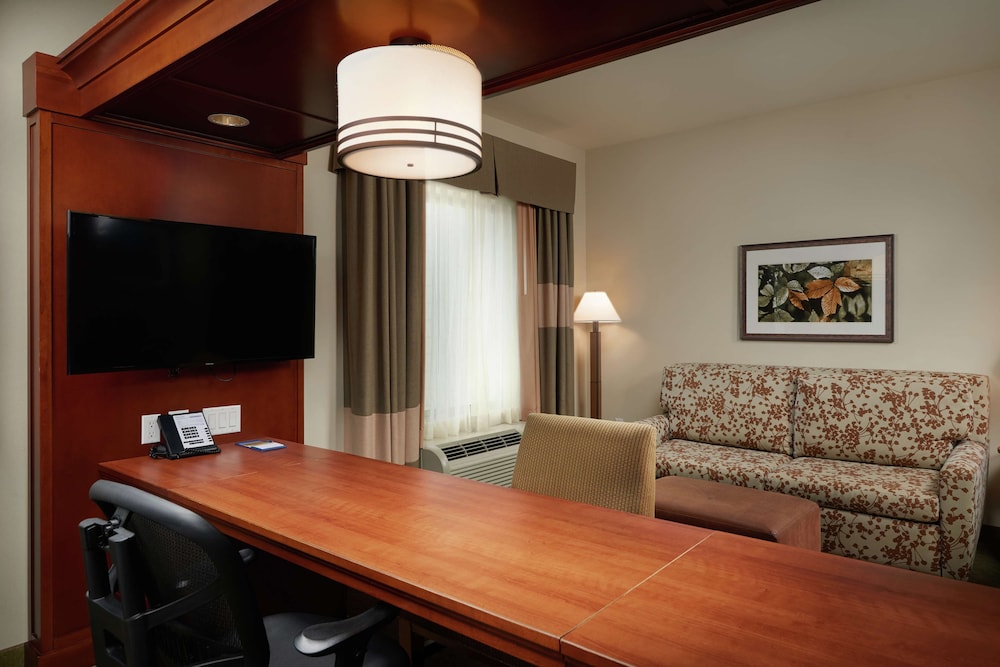 Hampton Inn & Suites Salem OR - photo 4