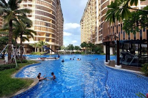 Relaxing Private Studio with Luxurious Pool and Gym By SYM B735 — 4-Star Luxury Hotel in Phnom Penh, Cambodia