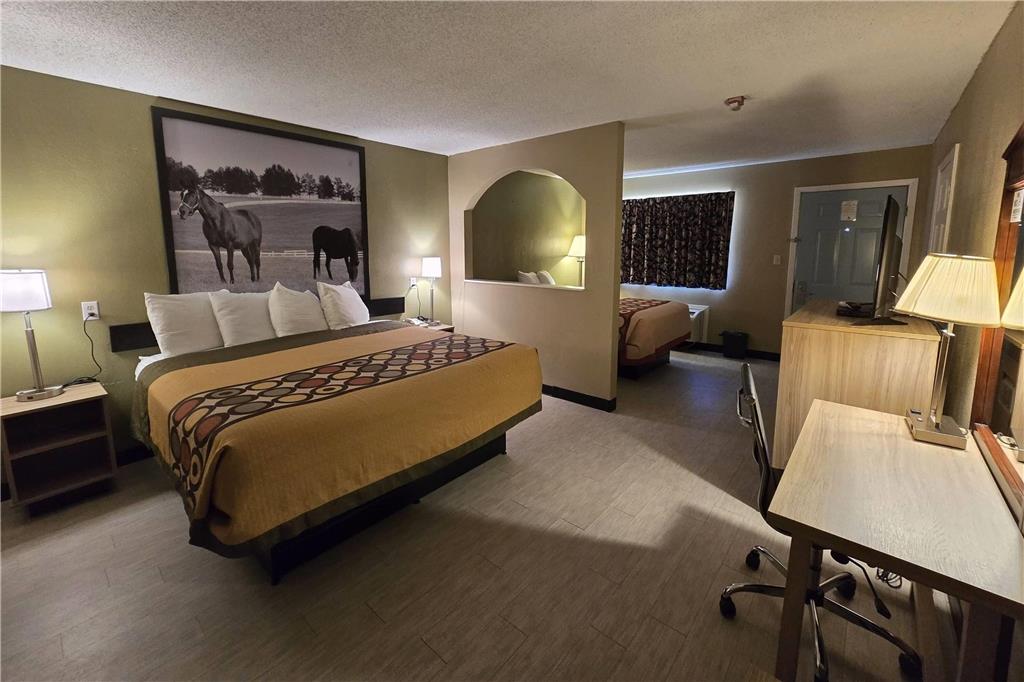 Super 8 by Wyndham Arkadelphia Caddo Valley Area - photo 6