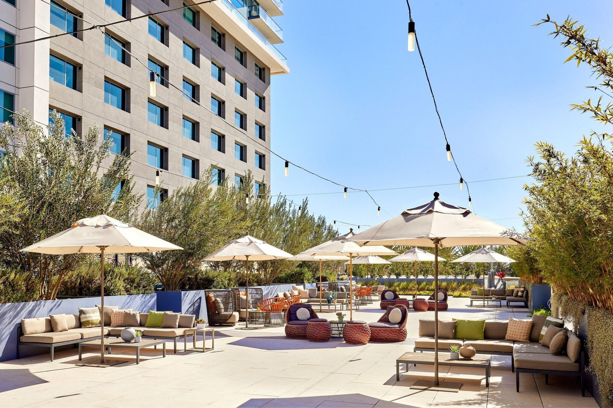 JW Marriott Anaheim Resort - photo 23