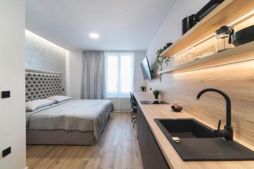 Liberty Rooms 3rd Floor No Elevator — 4-Star Luxury Hotel in Zagreb, Croatia