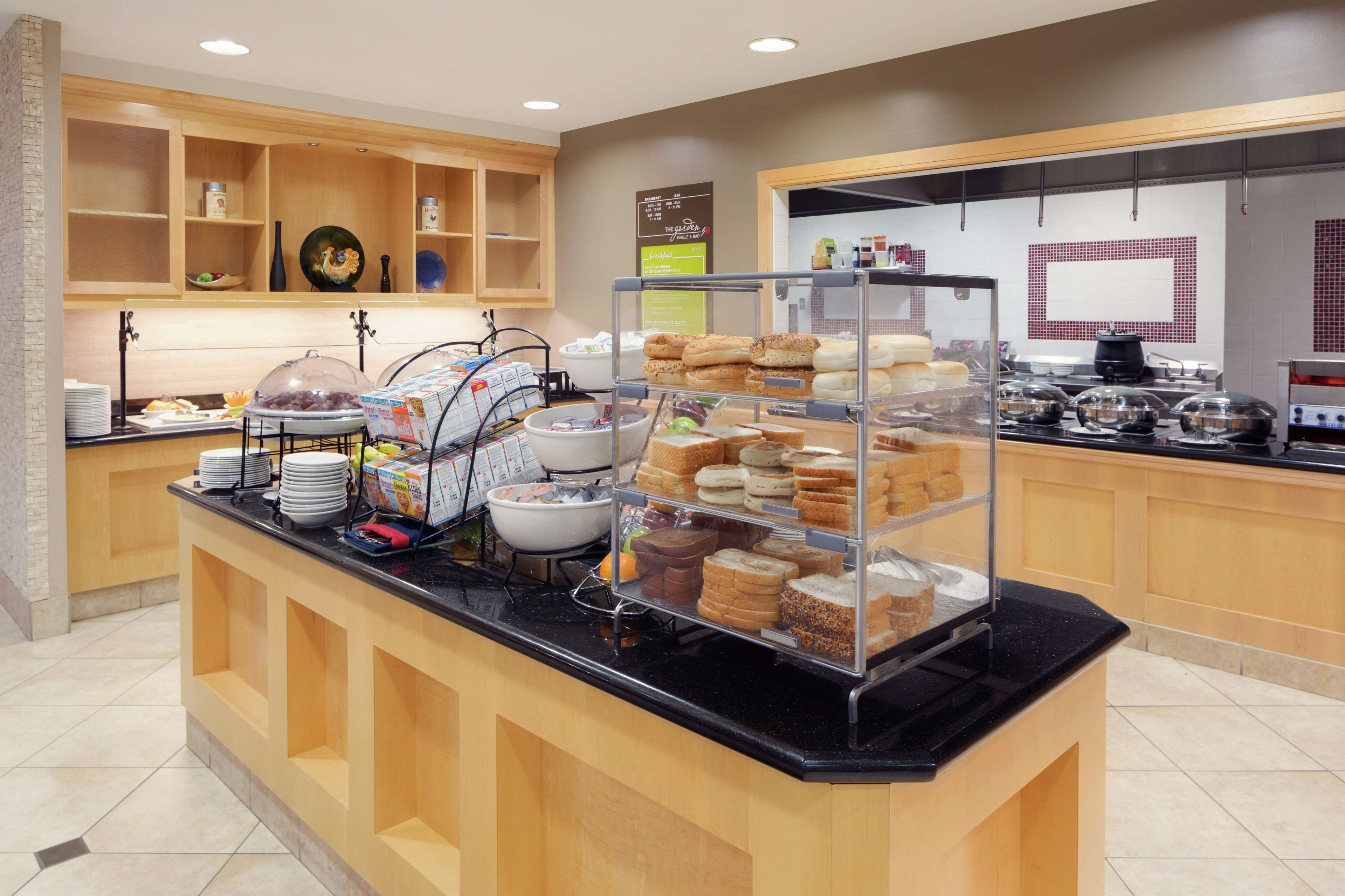 Hilton Garden Inn Toledo Perrysburg - photo 5