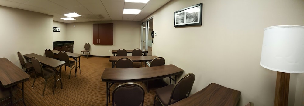 Cresthaven Inn JFK - photo 50