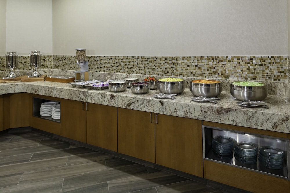 DoubleTree by Hilton Kansas City Overland Park - photo 40