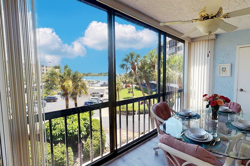 Harbor Towers 3rd Fl 2 Bedroom Bay View in Siesta Key, United States