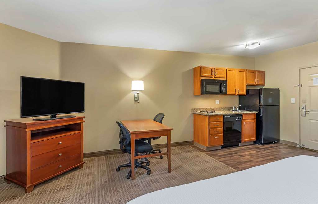 Extended Stay America Suites Bakersfield Chester Lane - photo 16