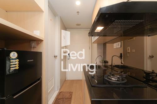 Redliving Apartemen Springlake Summarecon MDH Rooms Tower Caldesia with Netflix