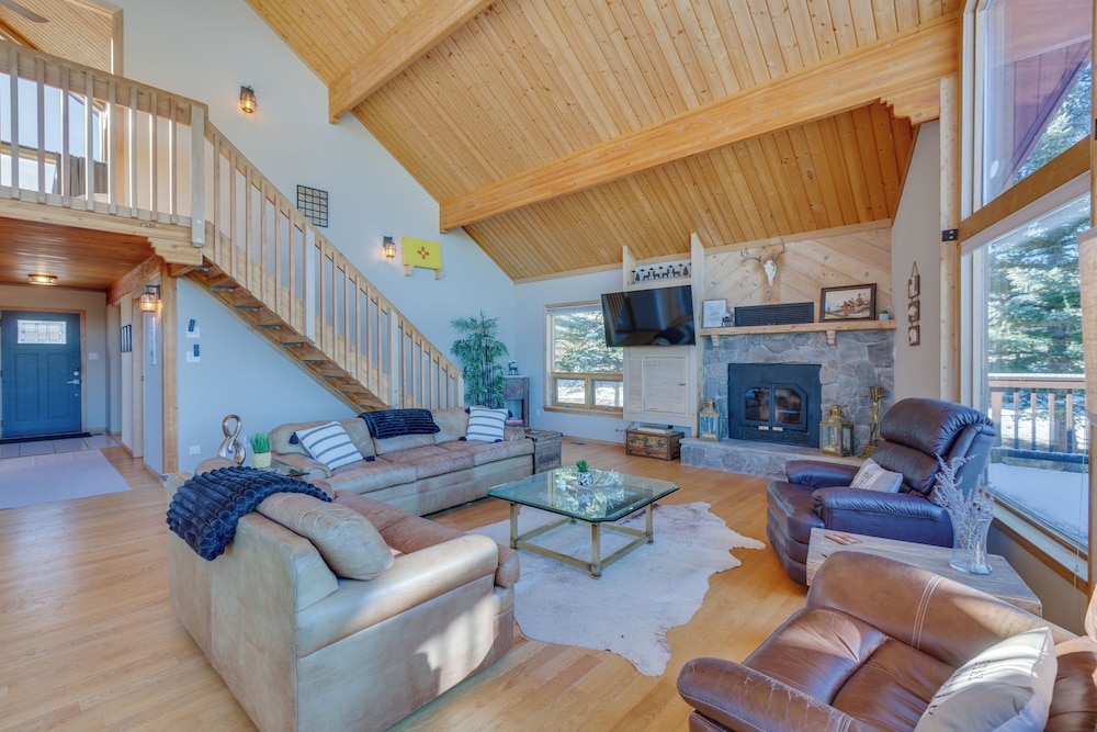 3 Mi to Ski Resort: Spacious Angel Fire Retreat - photo 17