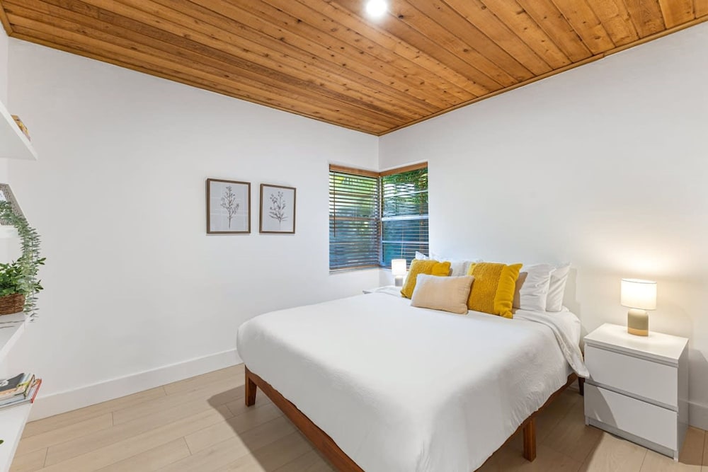 Welcoming Airbnb Walkig distance to Las Olas Blvd — 4-Star Luxury Hotel in Fort Lauderdale, United States