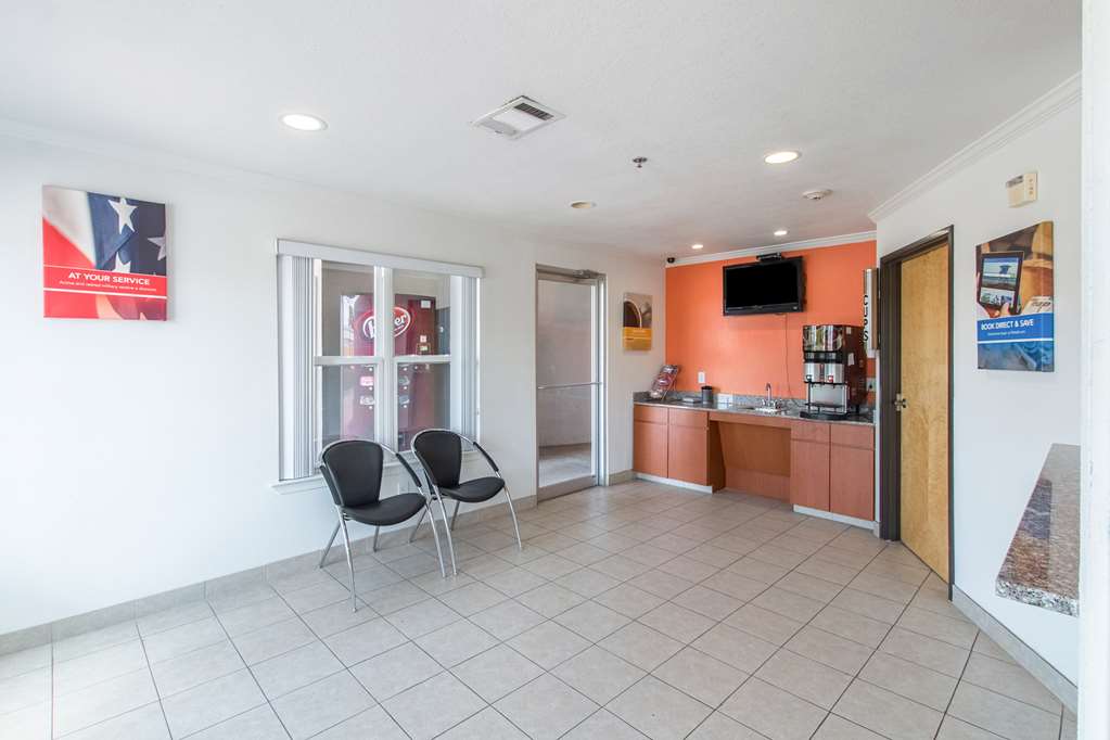 Motel6 Hutchins TX - photo 28