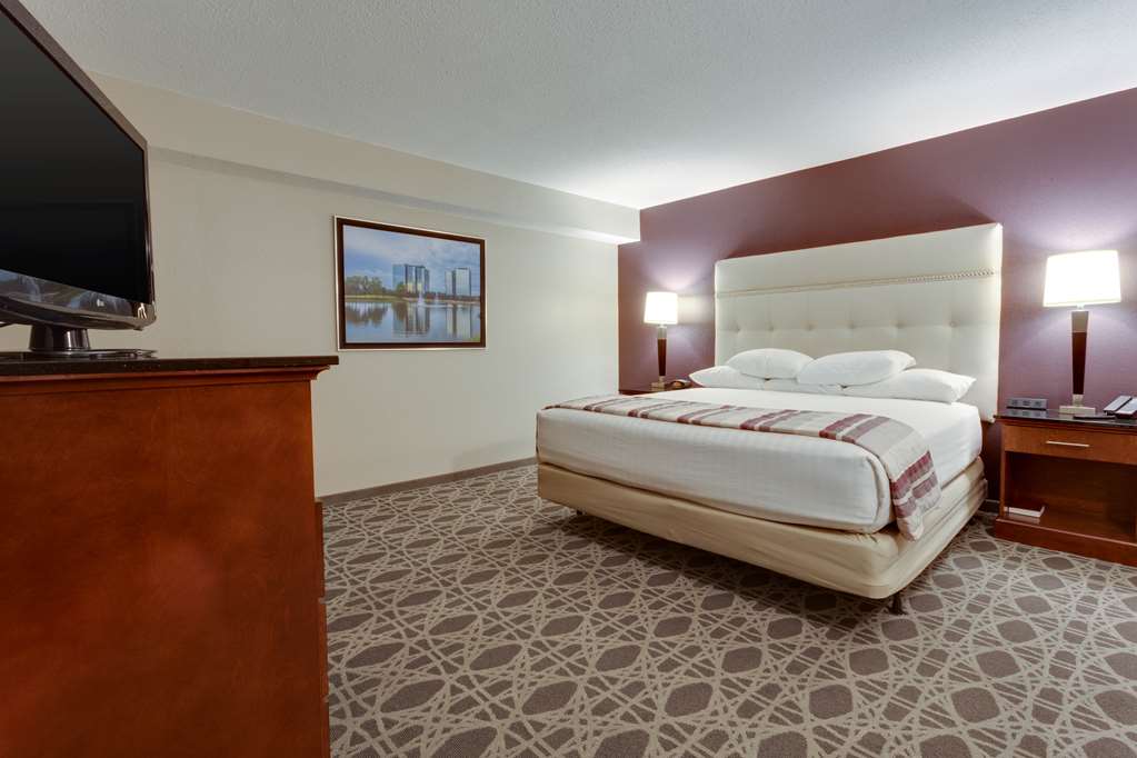 Drury Inn & Suites Kansas City Overland Park - photo 15