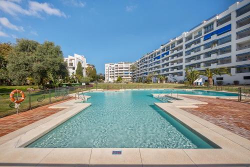 Jardines del puerto 741 — 4-Star Luxury Hotel in Marbella, Spain