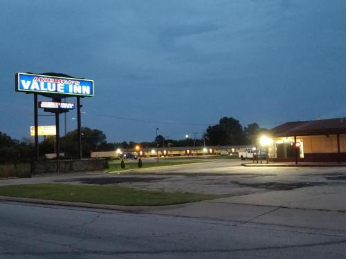 America's Value Inn - photo 10