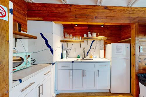 Papa's Hideaway - photo 49