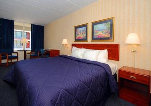 Quality Inn Pittsburgh North - photo 10