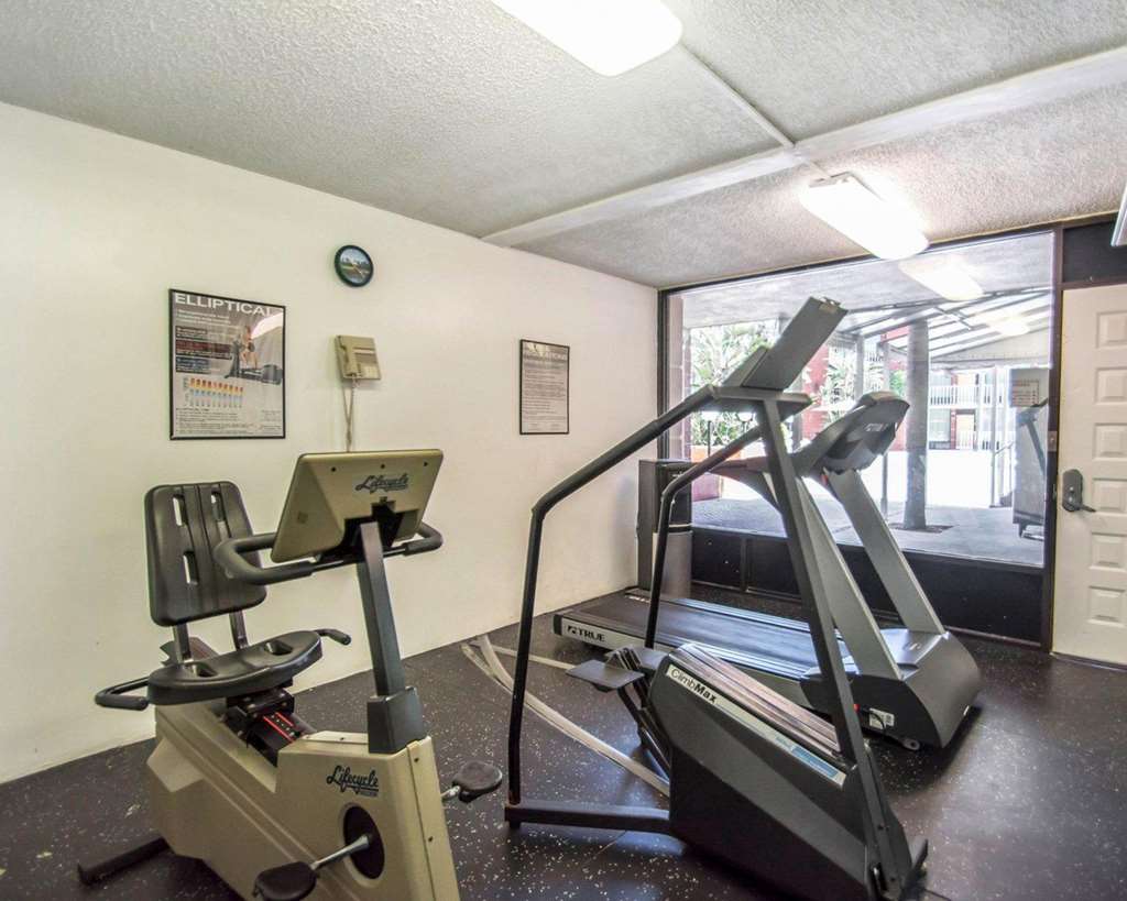 Quality Inn & Suites at Tropicana Field - photo 59