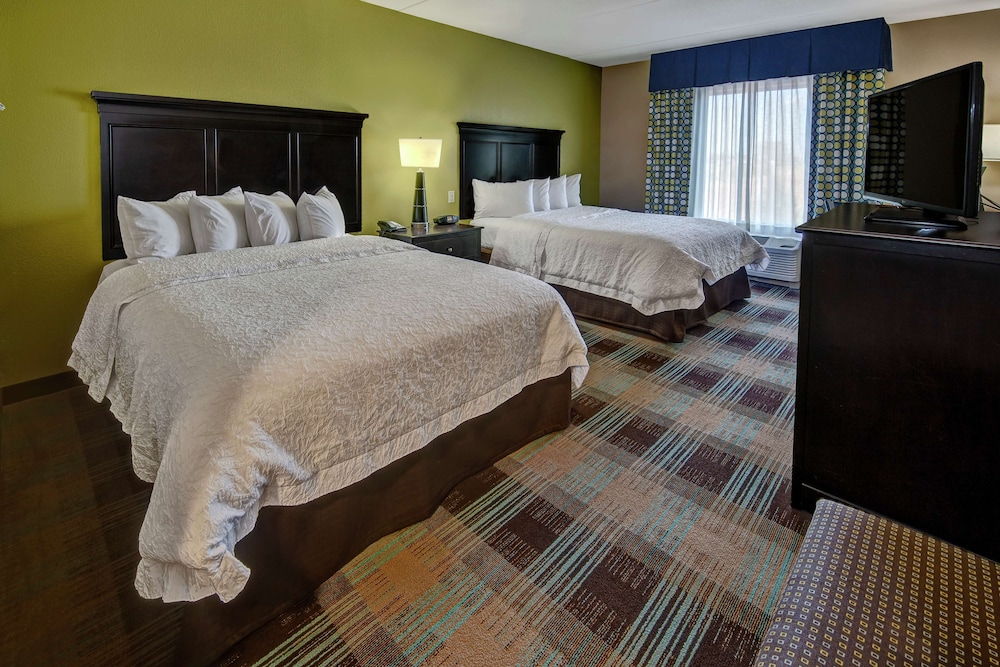 Hampton Inn & Suites Clarksville - photo 15