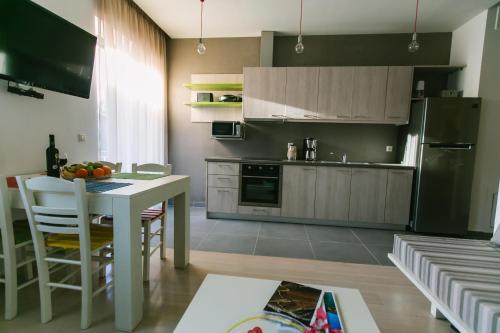 Maistros Kardamyli Apartments — 4-Star Luxury Hotel in Kardamyli, Greece