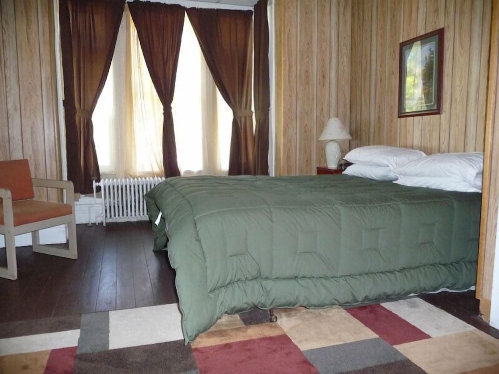 The Elms Waterfront Cottages - photo 15