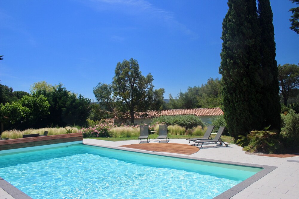 Isa & Ric - last minute hotel in Orgon