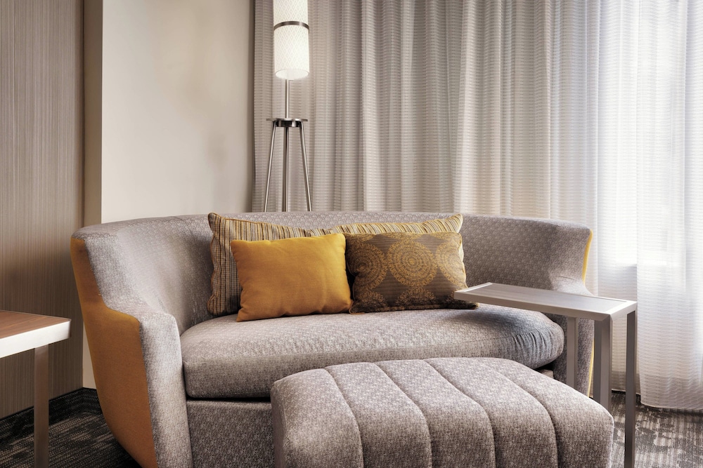 Courtyard by Marriott Atlanta Duluth Downtown - photo 11