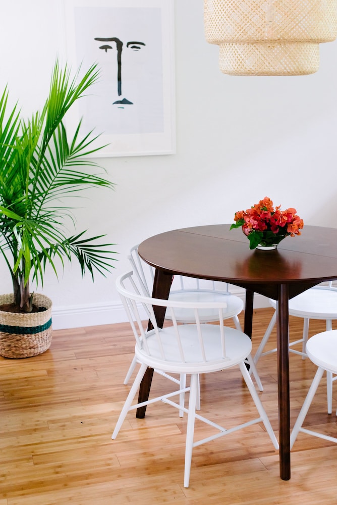 Charming 3BR in Wynwood by Sonder - photo 11