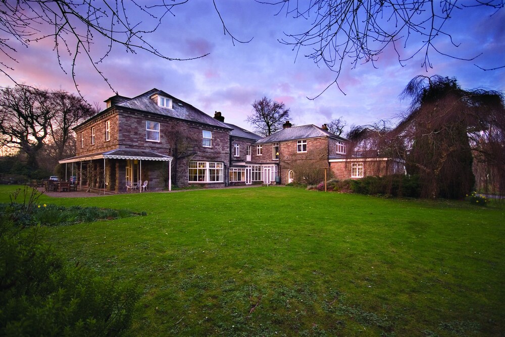 Nythfa House — 4-Star Luxury Hotel in Brecon, United Kingdom