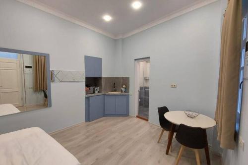 3Studios with balcony in Old city #5