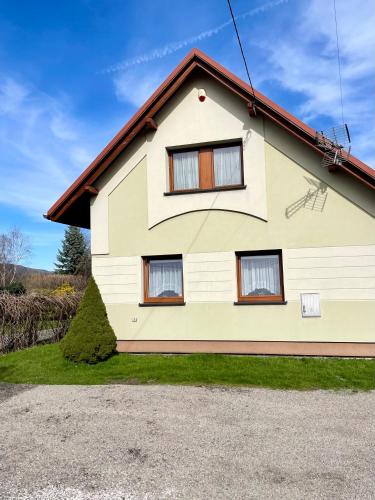 Domek u Kacpra — hotel in Jelesnia