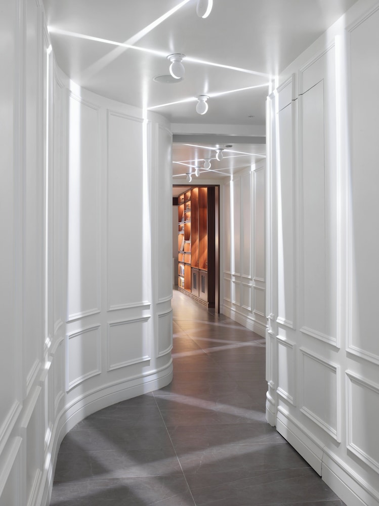 Axiom Hotel - photo 58
