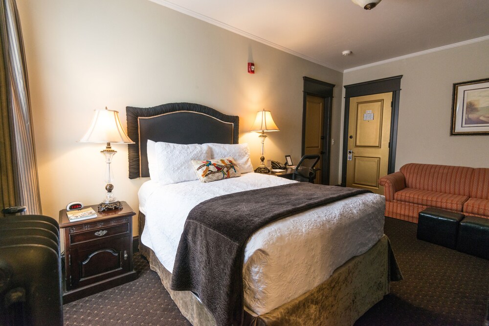 Camas Boutique Hotel - photo 26