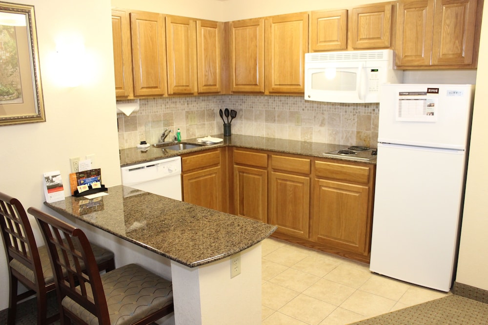 Staybridge Suites Milwaukee Airport South by IHG - photo 20