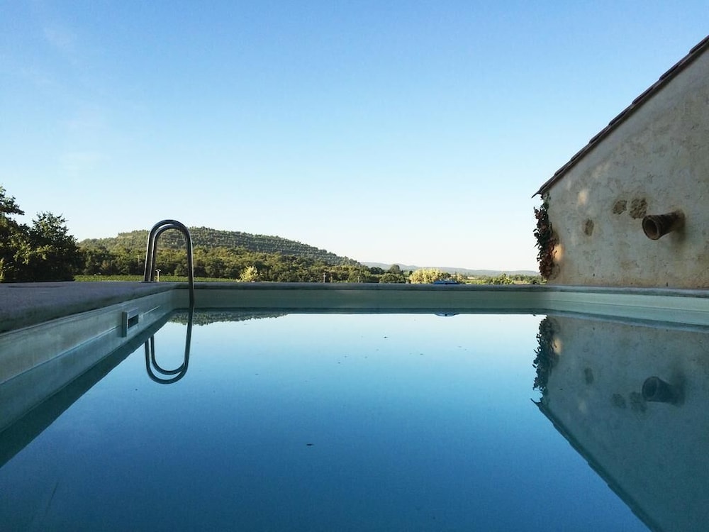 Le Mas de Plein Pagnier in Mazan, France