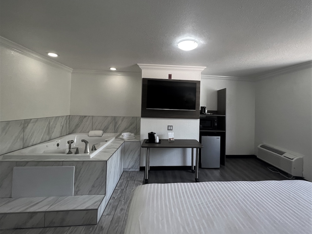 Reagan Resorts Inn - photo 12