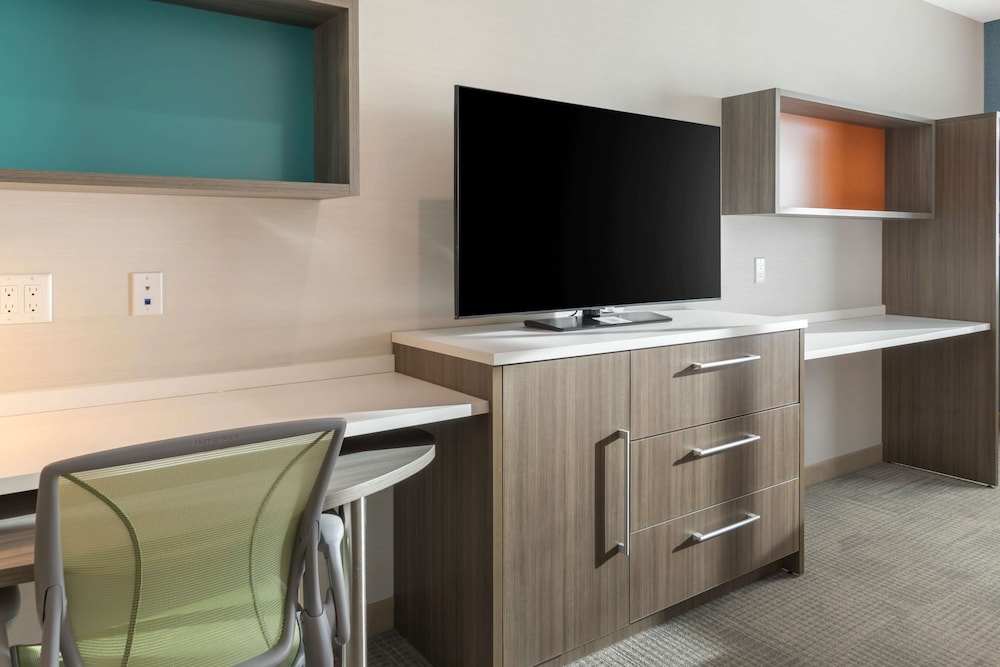 Home2 Suites by Hilton Redlands Loma Linda - photo 22