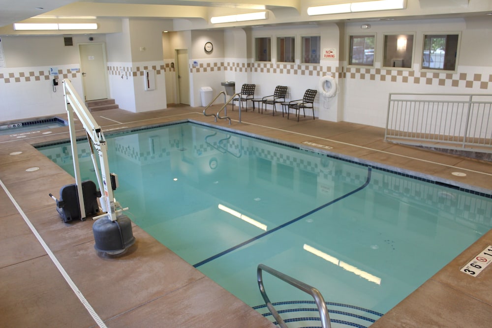 Holiday Inn Express & Suites Cheney by IHG - photo 18