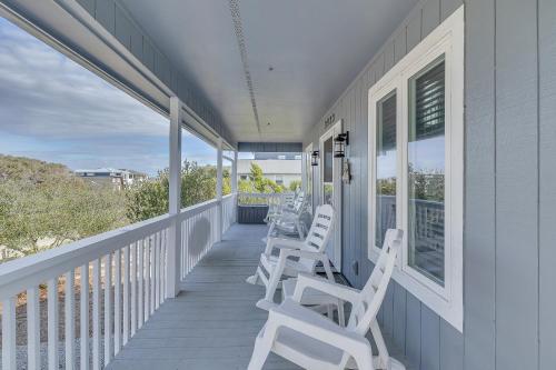Saltwater Gospel by Oak Island Accommodations - photo 34