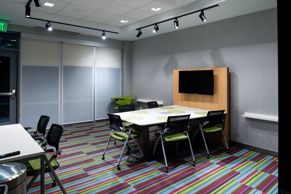 Aloft Charlotte Airport - photo 45