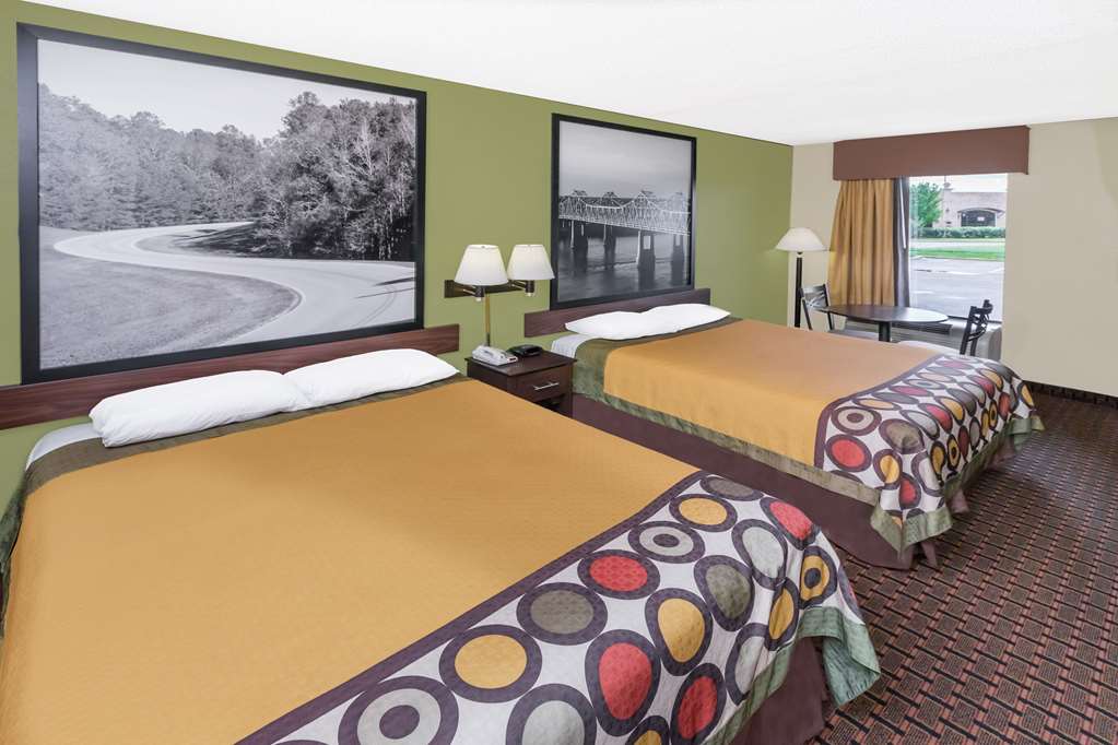 Super 8 by Wyndham Madison Ridgeland Area - photo 13