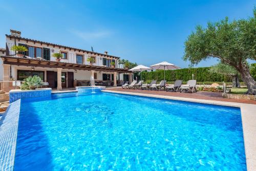 Finca Morell Vell - carbon neutral hotel in Pollenca