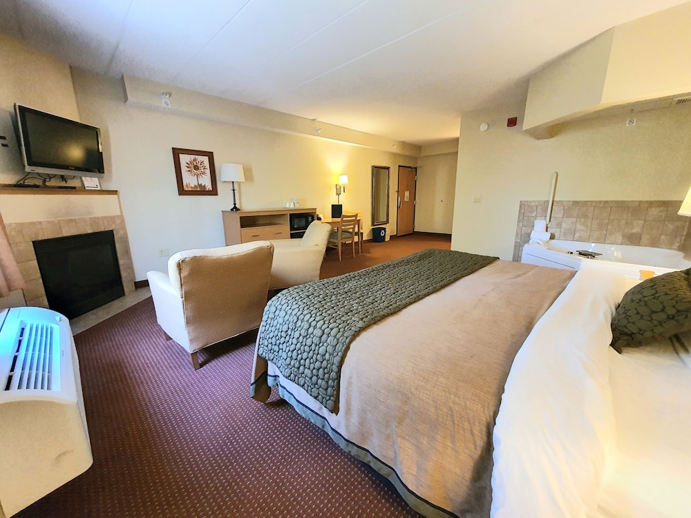 AmeriVu Inn & Suites Waconia - photo 25