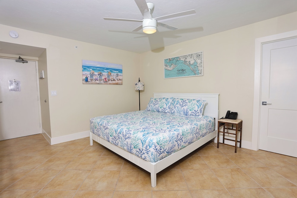 Casa Playa Resort - photo 15