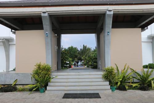 Beach Haven Nilaveli — 4-Star Luxury Hotel in Trincomalee, Sri Lanka