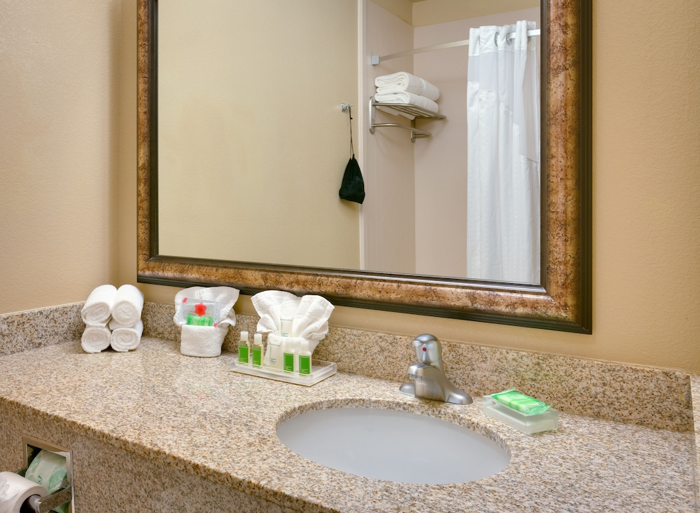 Holiday Inn Hotel & Suites Salt Lake City Airport West by IHG - photo 26