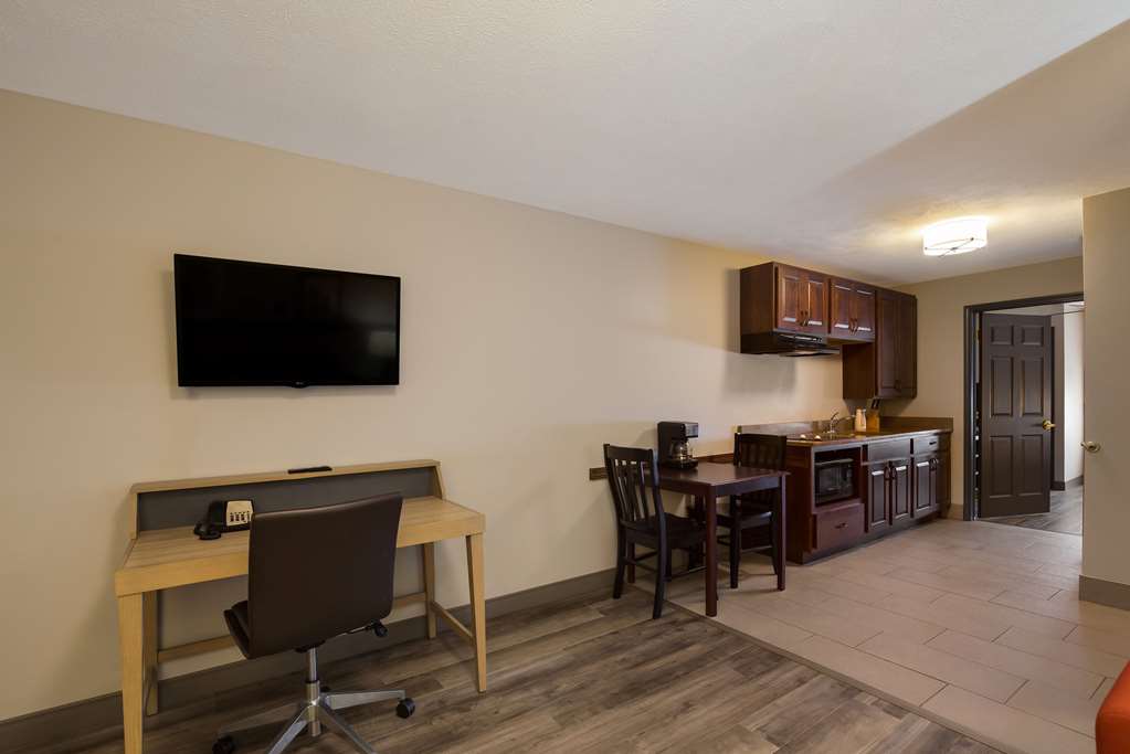 Country Inn & Suites by Radisson Marion IL - photo 34