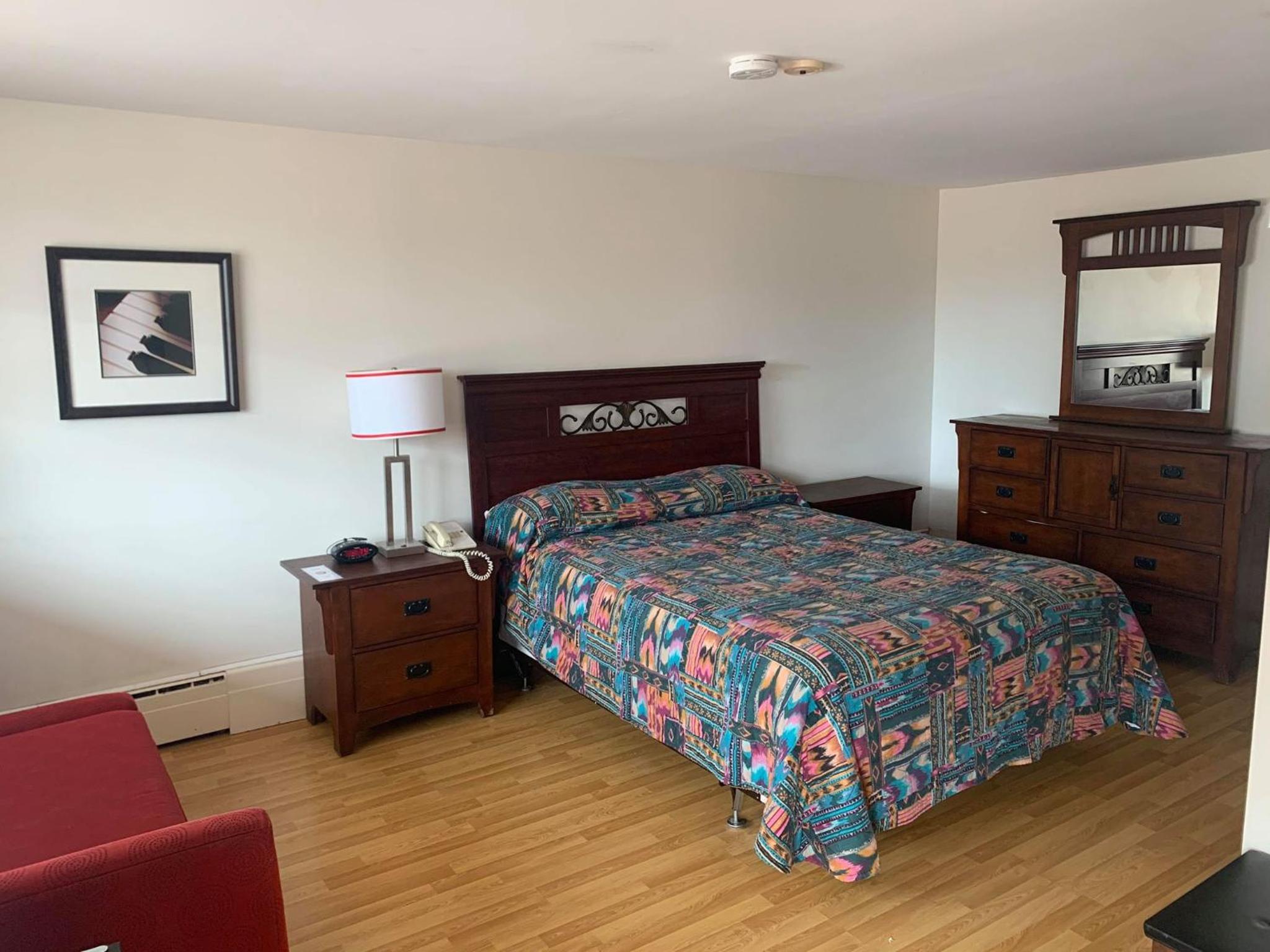 Stonehouse Motel and Restaurant — Truro — photo 5